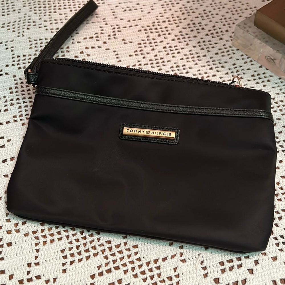 Tommy Hilfiger Black Wristlet Wallet Clutch   Bag.